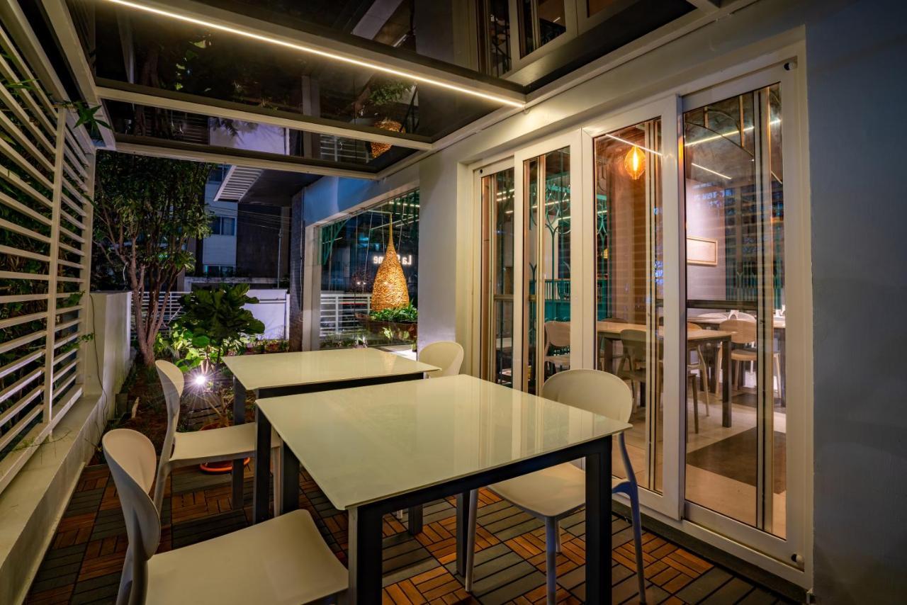 La Serene Hyderabad Exterior photo