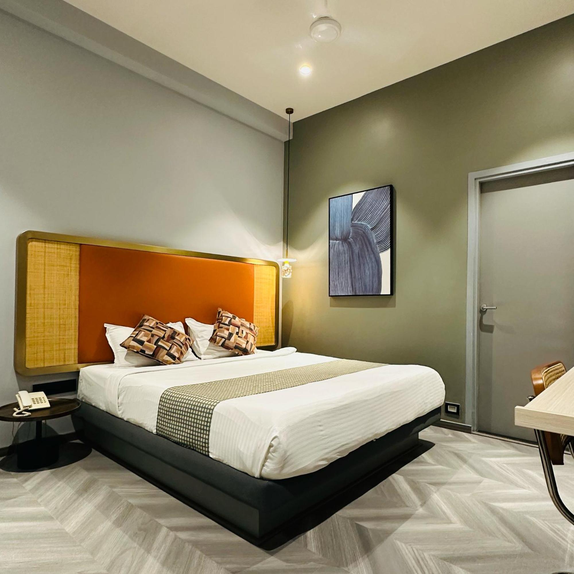 La Serene Hyderabad Exterior photo
