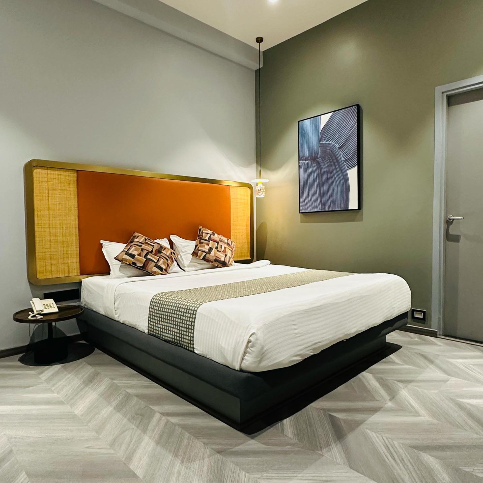 La Serene Hyderabad Exterior photo