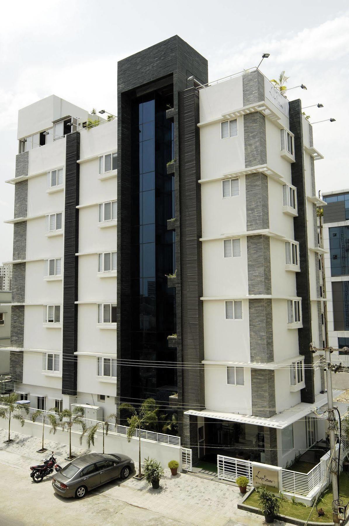 La Serene Hyderabad Exterior photo